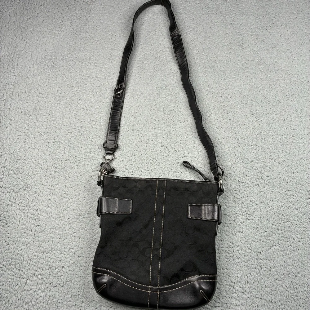 Vintage Coach Soho Signature Buckle 3574 Black Leather Crossbody Shoulder Bag